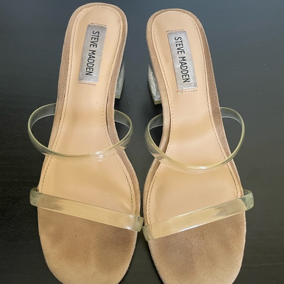 Steve Madden Issy Clear/Tan vinyl mules - Picture 4 of 9